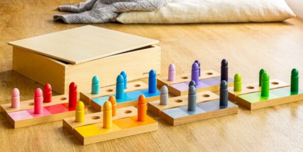 Montessori Thinks - Κουτί με Σκιές - Χρωματικές Διαβαθμίσεις